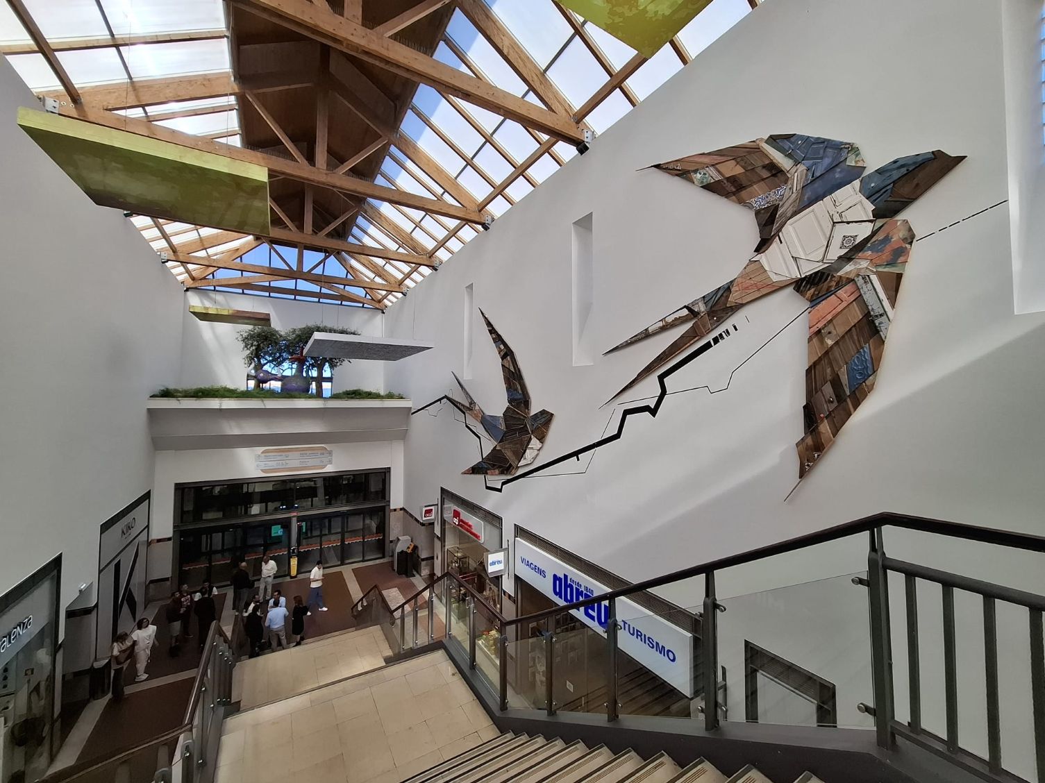 Forum Algarve inaugura escultura de grandes dimensões da autoria de Miguel Martins