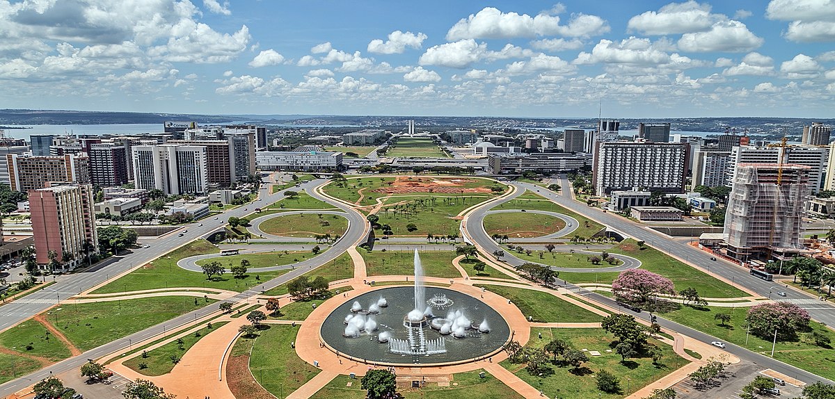 Memória de Mário Soares perpetuada em Brasília