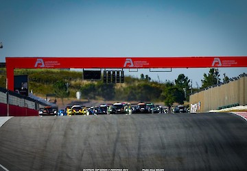 Ultimate Cup a fechar o mês