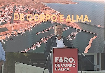 Mistério desfeito: Cristóvão Norte é candidato à Câmara de Faro e Macário Correia à Assembleia Municipal
