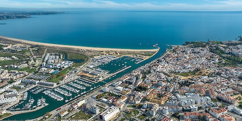 Marina de Lagos estabelece parceria com a Altitude Angel para implementar plataforma para controlo de voo de Drones