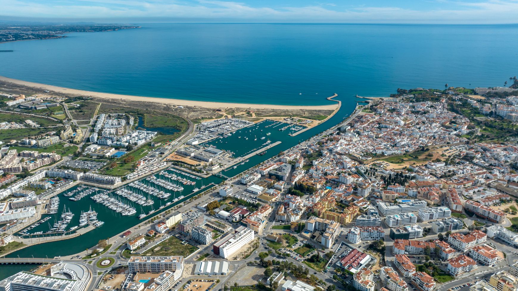 Marina de Lagos estabelece parceria com a Altitude Angel para implementar plataforma para controlo de voo de Drones