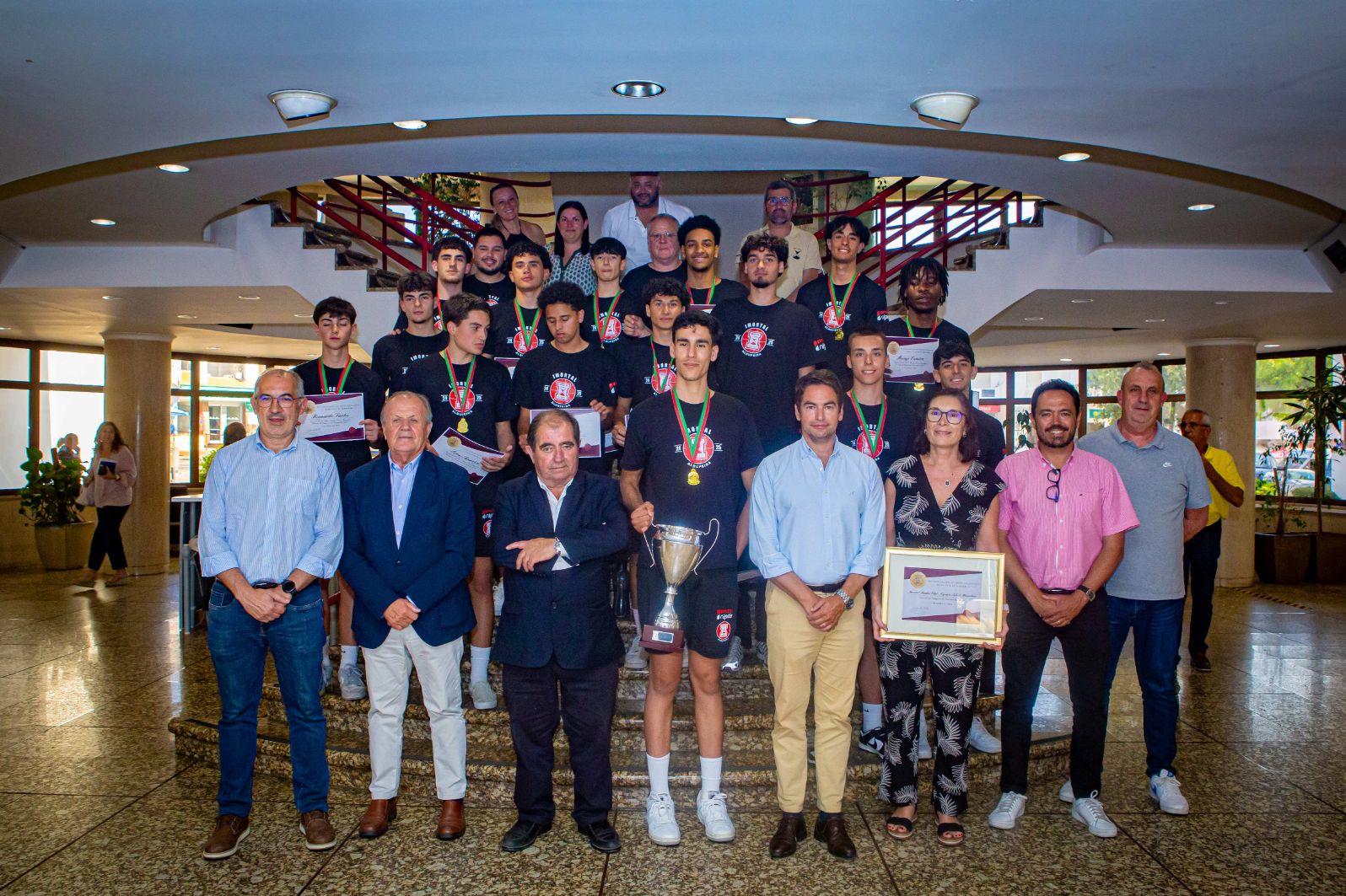 Município de Albufeira reconhece mérito desportivo a clubes do concelho