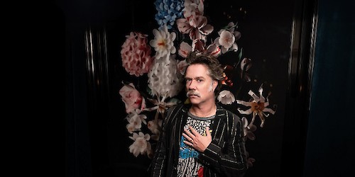 Celebração do 20º Aniversário do Teatro das Figuras encerra ao som de Rufus Wainwright, única atuação desta tour em Portugal