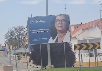 Azul, a nova cor do socialismo