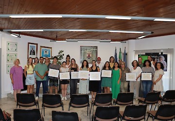 Reconhecimento público a 12 jovens voluntários de Aljezur por apoiarem os mais jovens