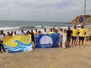Bandeiras Azul, Qualidade de Ouro e Praia Acessível hasteadas em Vila do Bispo - 1