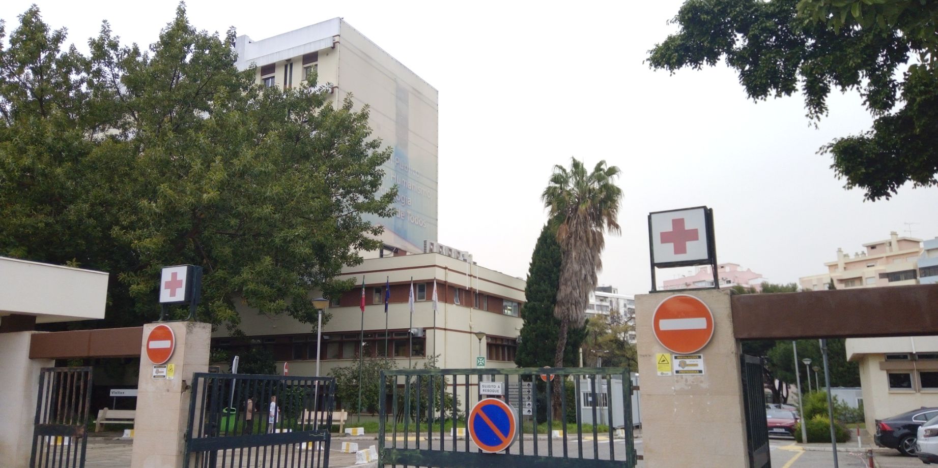 Sobre a construção do Hospital Central do Algarve