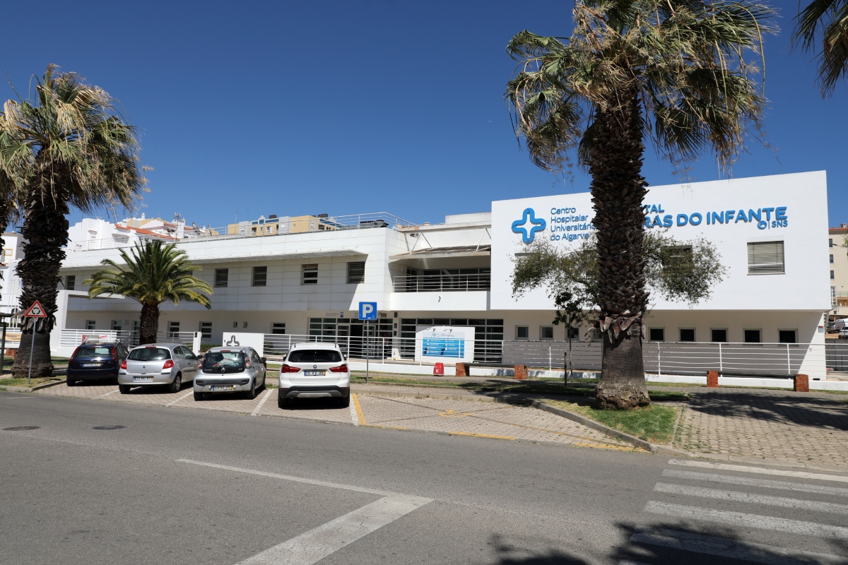 Município protesta pela insuficiência dos equipamentos a funcionar no Hospital Terras do Infante