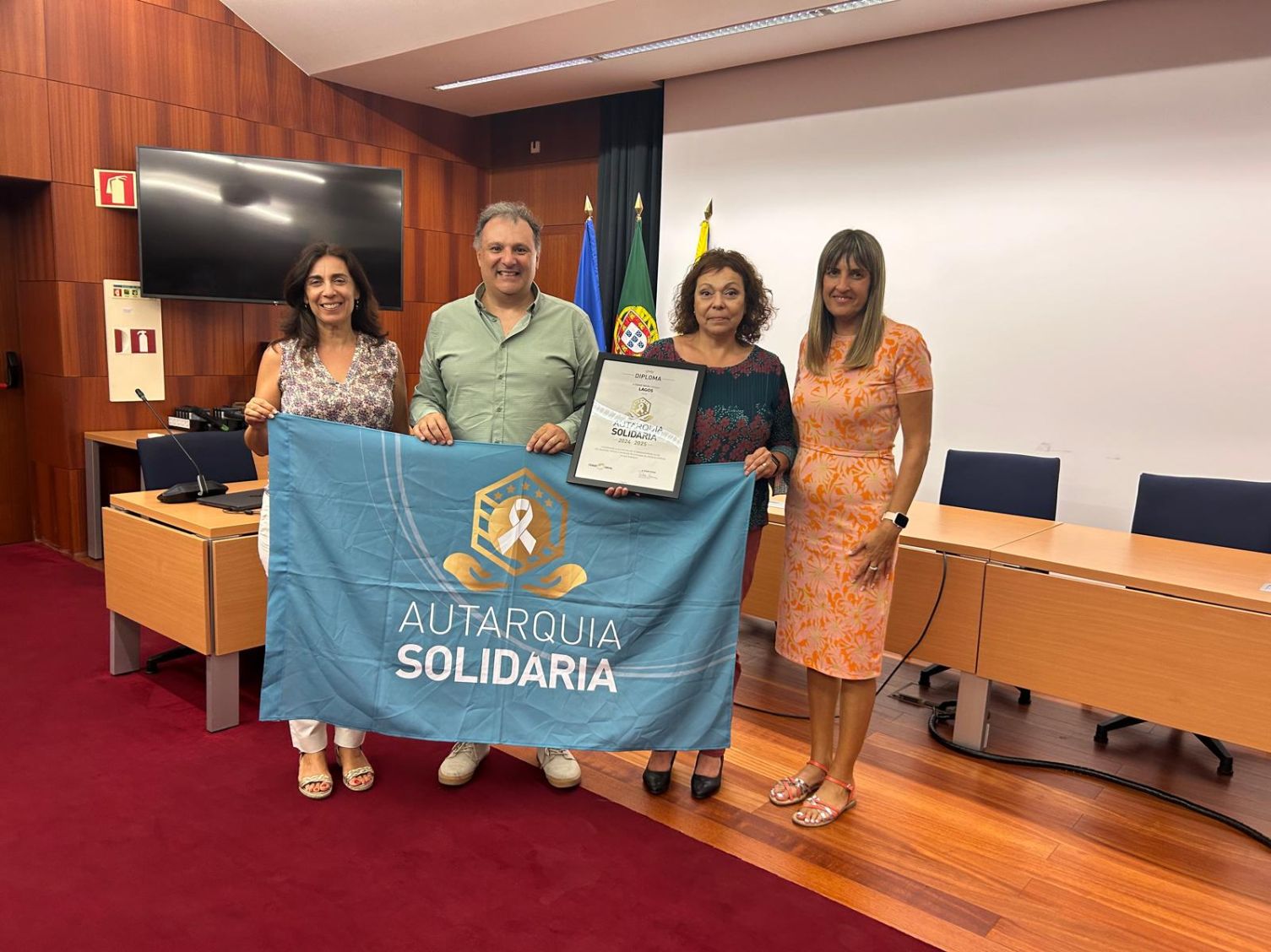 Lagos recebe distinções de “Autarquia Solidária” e de “Município Amigo do Desporto”