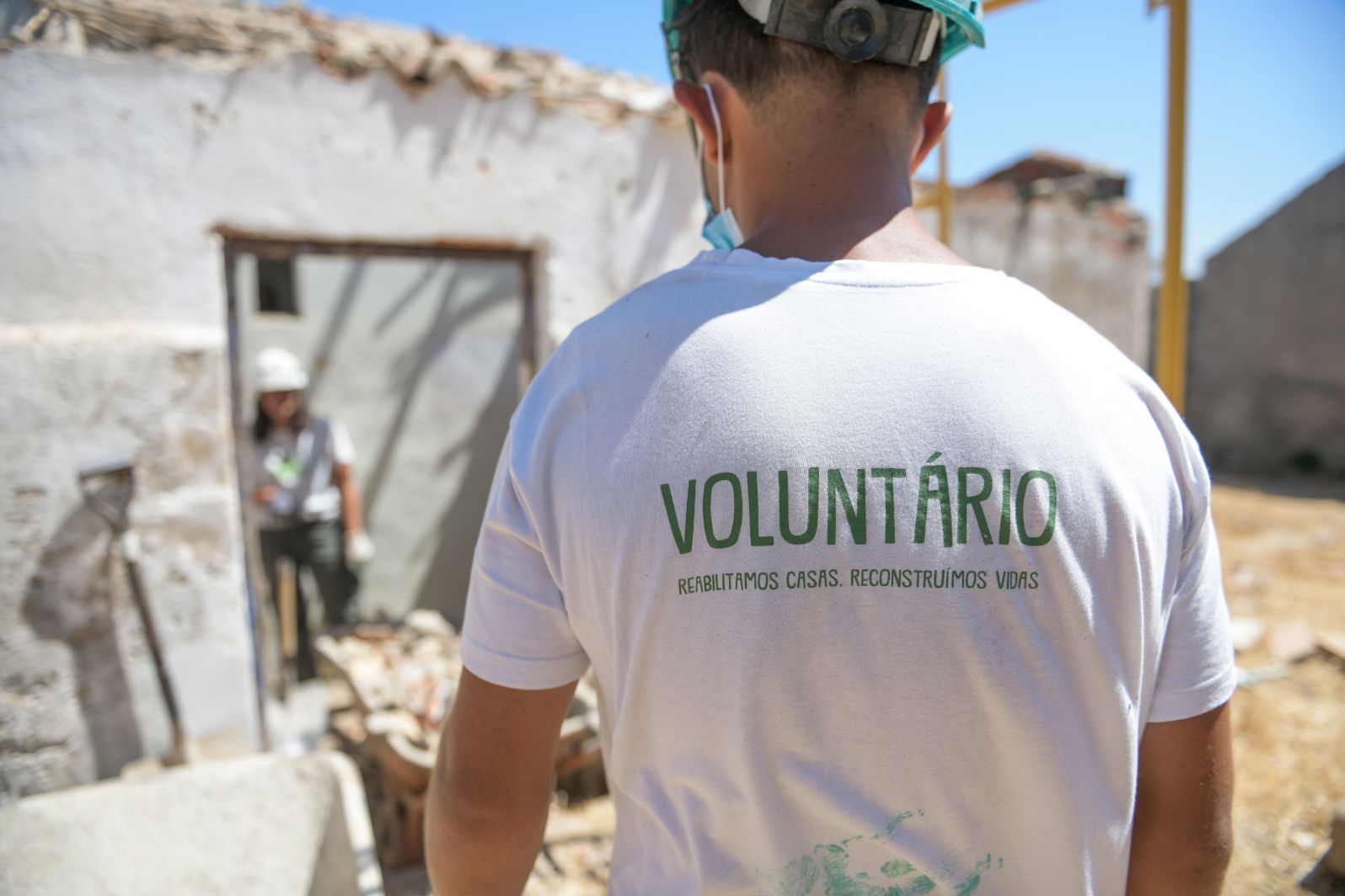 Voluntários do Just a Change reabilitam habitações no concelho de Odemira