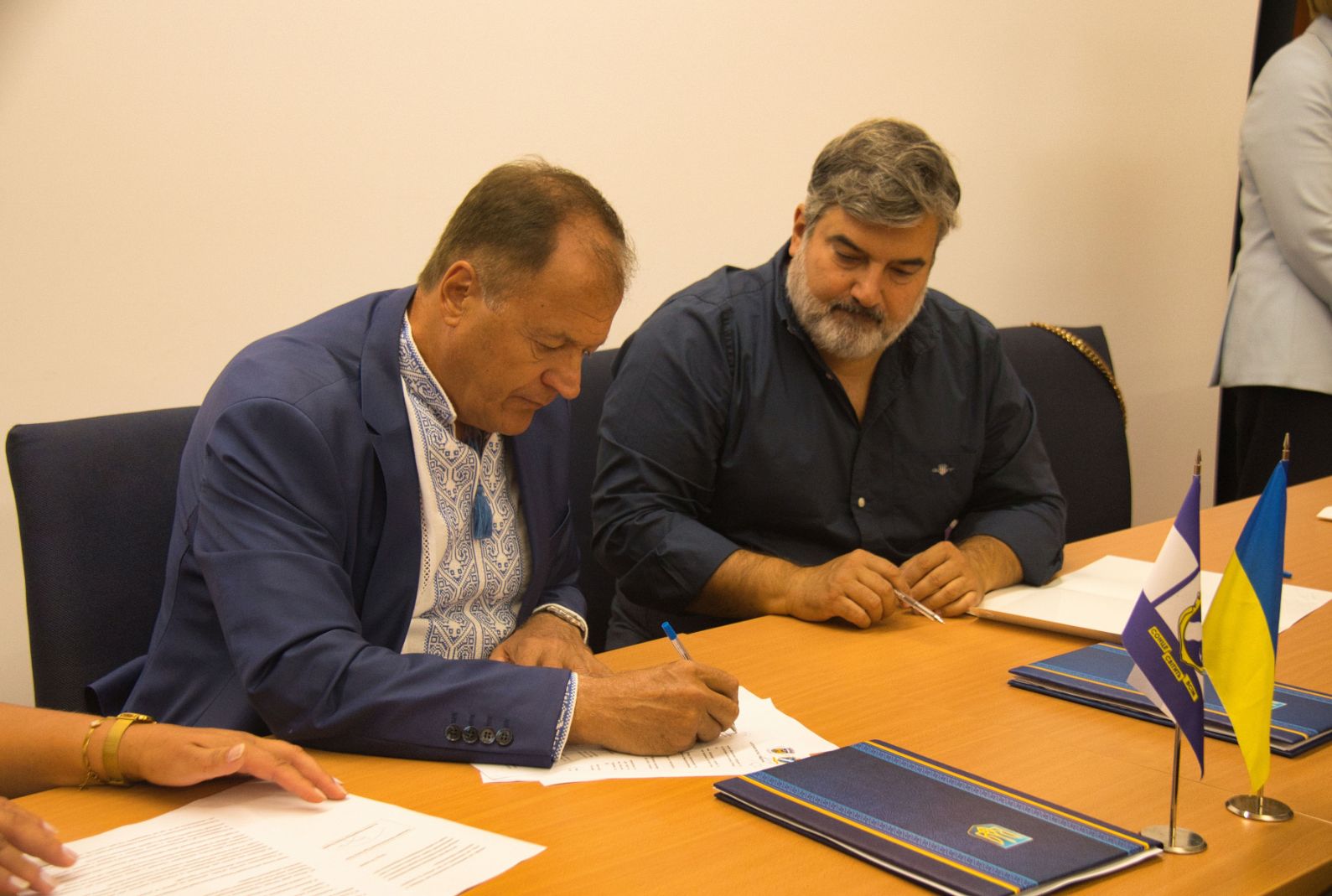 Lagos e Pivdenne oficializam acordo de cooperação