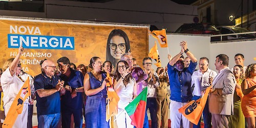 A apresentação da candidatura de Filomena Sintra encheu a Praça e superou todas as expectativas