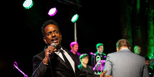 Orquestra de Jazz do Algarve, Chuck Wansley e os últimos concertos de agosto
