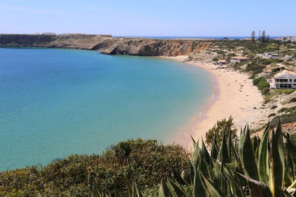 Levantamento da interdição da prática balnear na Praia da Mareta
