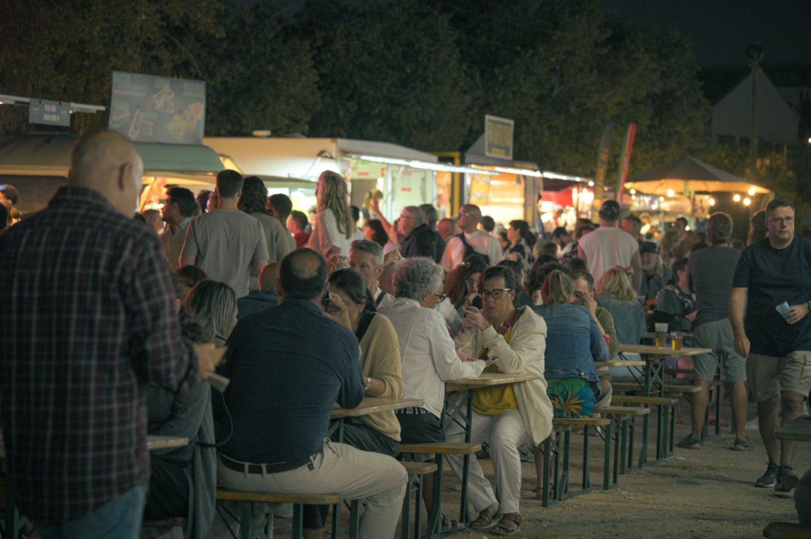 Quatro dias de sabor e música ao pôr do sol no primeiro Portimão Foodtrucks