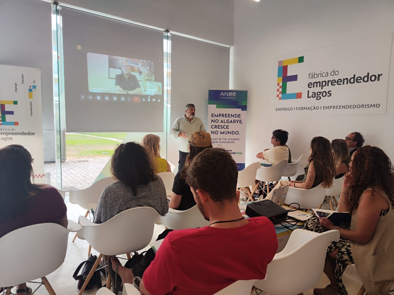 Projetos de comunidades digitais e inovação apresentados em Lagos