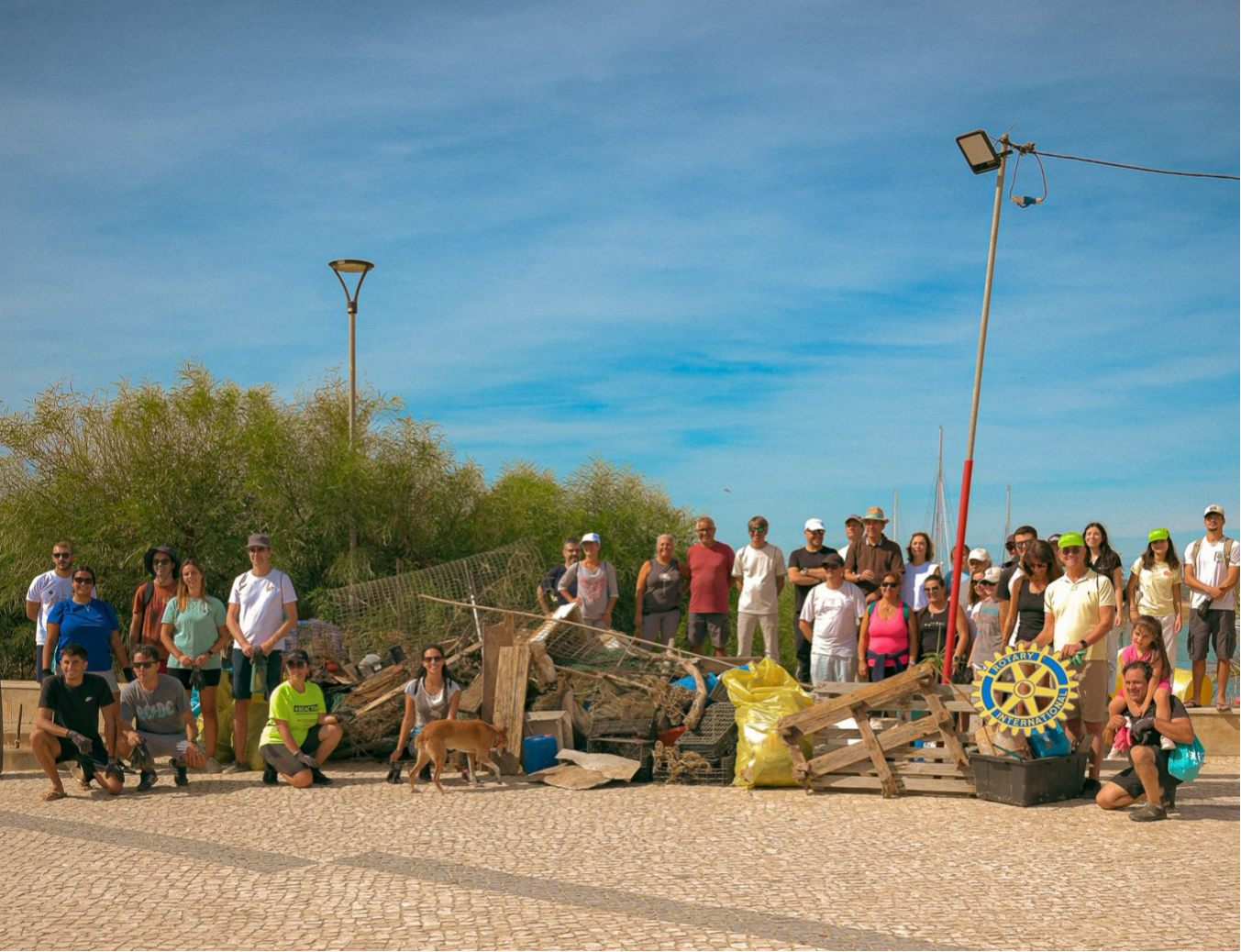 Projeto “Arade Azul” retira cerca de 1900 kg de resíduos da zona ribeirinha de Alvor