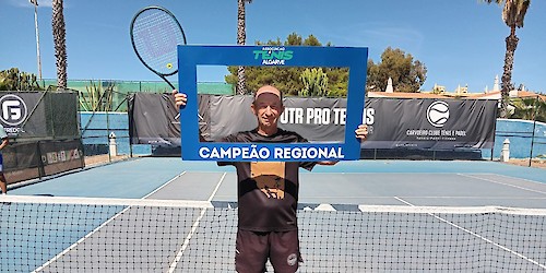 Clube de Ténis e Padel de Lagos brilha com 5 títulos regionais de Veteranos (+40, +50, +60 e +70)