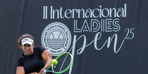 Algarvia Inês Murta avança para o quadro principal