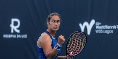 Ana Filipa Santos resiste e segue para os oitavos de final