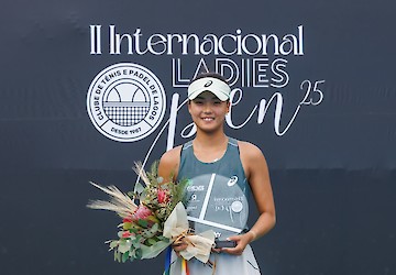 Yeonwoo Ku vence Carolyn Ansari em final alucinante