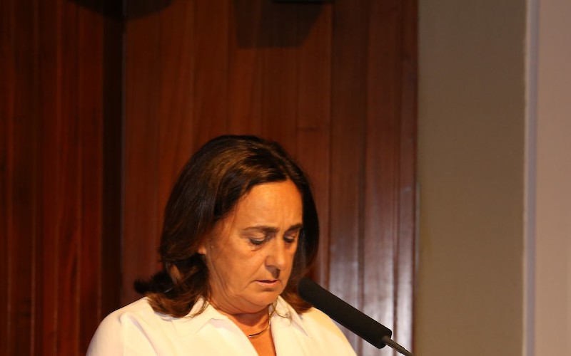 '.$destaque->title.'