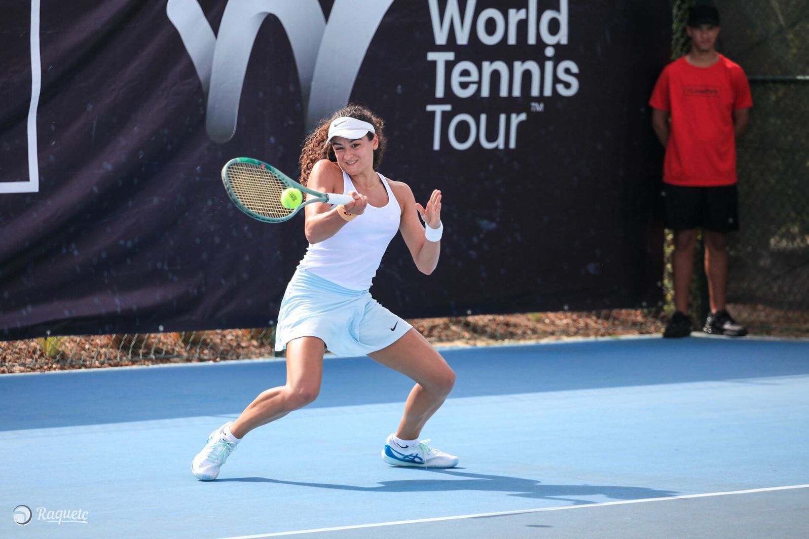 Milla Sequeira aproxima-se do quadro principal do Loulé Ladies Open