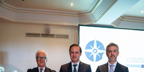 AGEPOR e Governo convergem no apelo à colaboração estratégica para o setor portuário