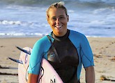 Loulé celebra conquista histórica de Yolanda Hopkins Sequeira, a primeira portuguesa no Circuito Mundial de Surf