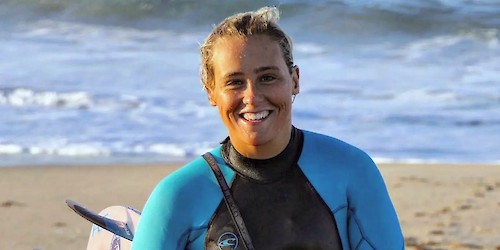 Loulé celebra conquista histórica de Yolanda Hopkins Sequeira, a primeira portuguesa no Circuito Mundial de Surf