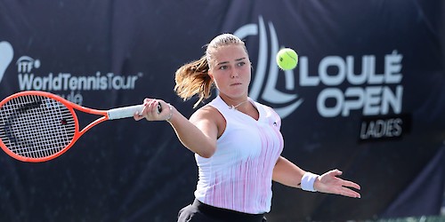 Angelina Voloshchuk vence Francisca Jorge pela primeira vez e chega às meias-finais do Loulé Ladies Open
