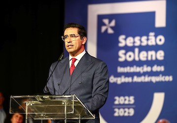 Novos órgãos autárquicos tomam posse com promessa de “devolver Albufeira aos albufeirenses”