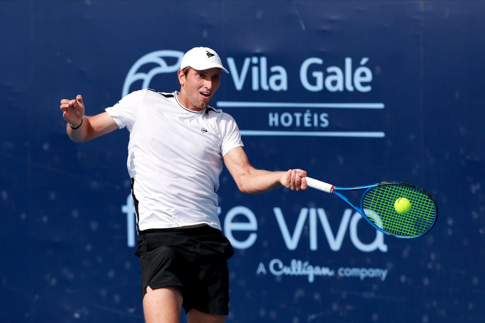 Marques, Graça, Valdoleiros, Faria e Rodrigues sorriem no primeiro dia do Vale do Lobo Open 2