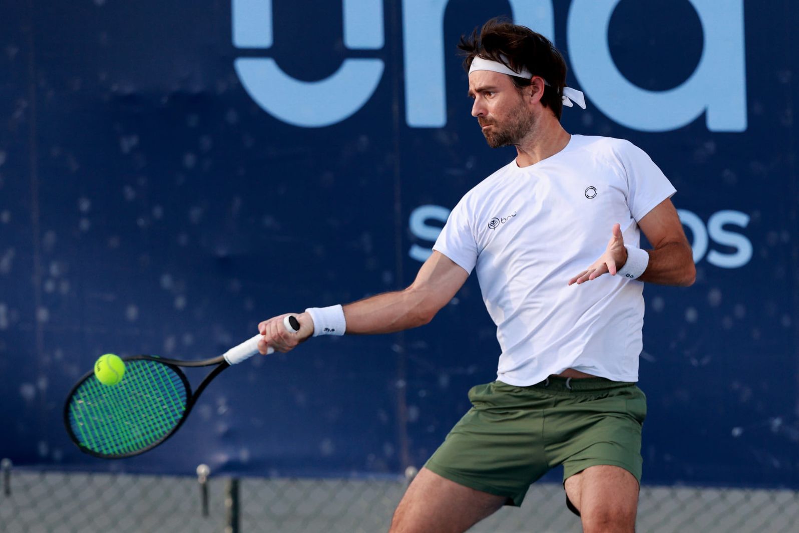 Gastão Elias vence compatriota e segura bandeira portuguesa em Vale do Lobo