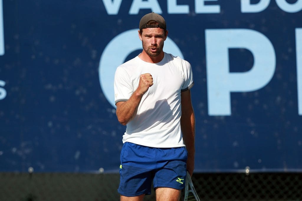 Tiago Cação e Tiago Torres vencem e avançam no Vale do Lobo Open 3