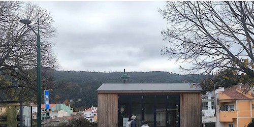 Atelier sobre rodas KUKUMOBIL dinamiza oficinas de tecelagem em Monchique