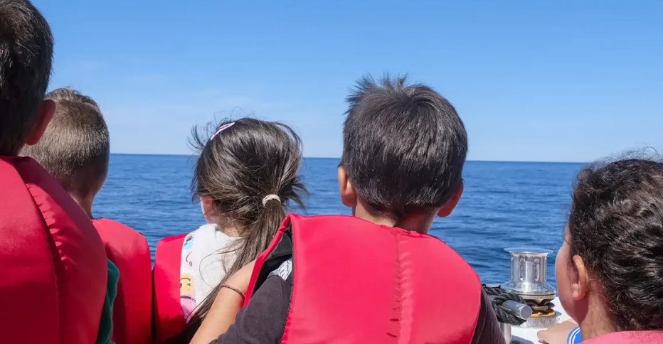 Mais de 300 crianças de Albufeira embarcam numa “Viagem ao Reino Azul”