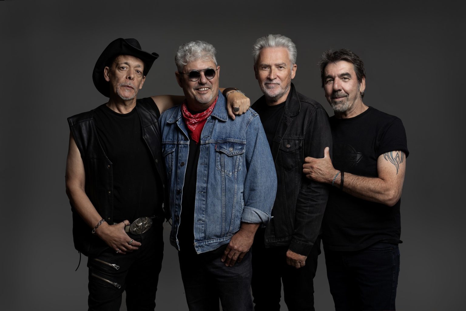 Passagem de Ano em Quarteira com Xutos & Pontapés em novo local