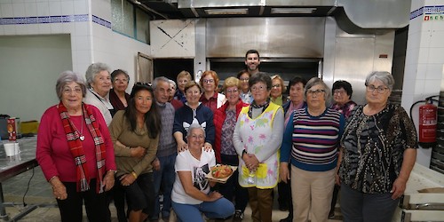 Confecção de bolo-rei no concelho de Vila do Bispo
