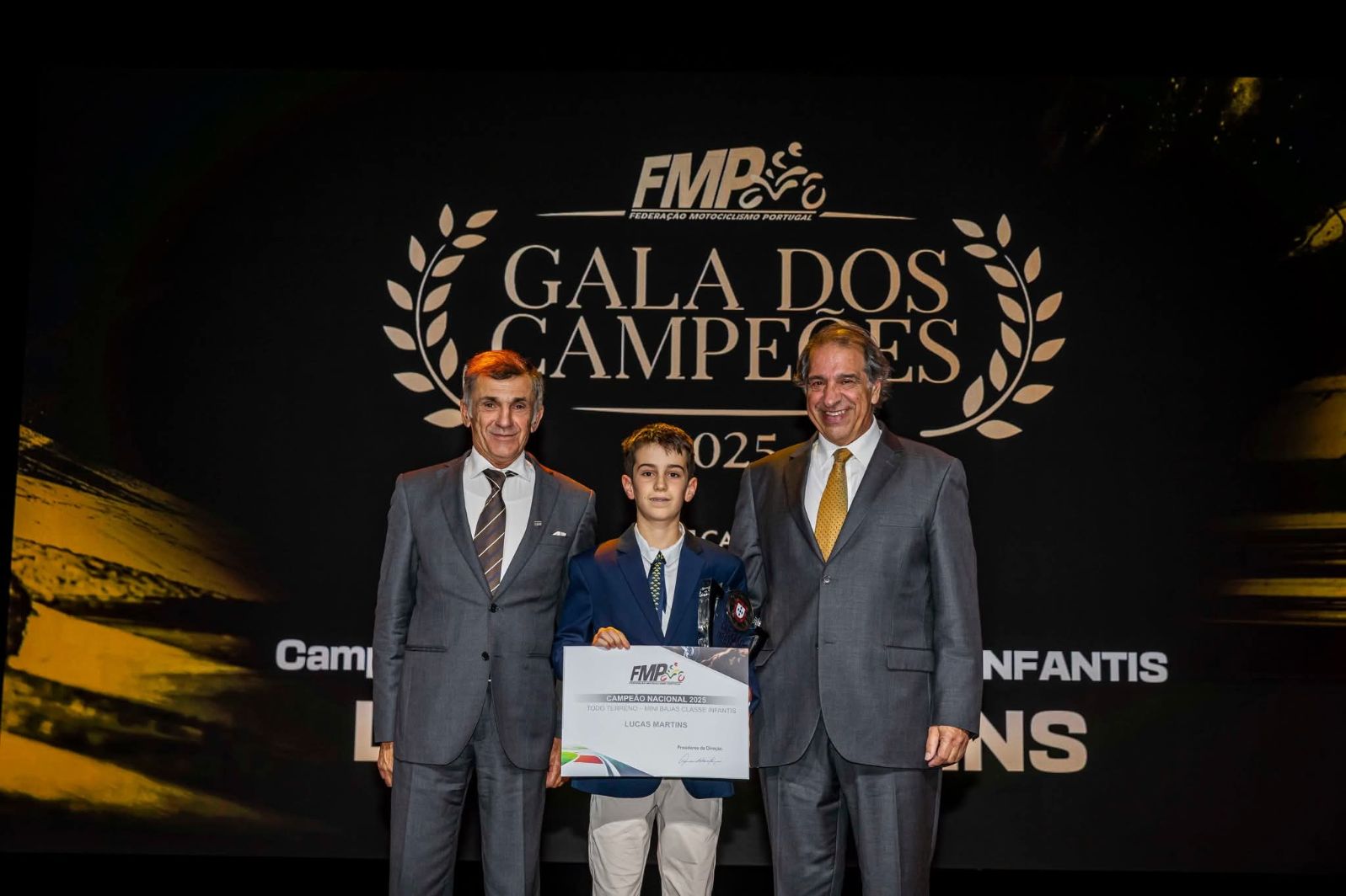 Piloto vila-bispense Lucas Martins galardoado na Gala dos Campeões da Federação de Motociclismo de Portugal  2025