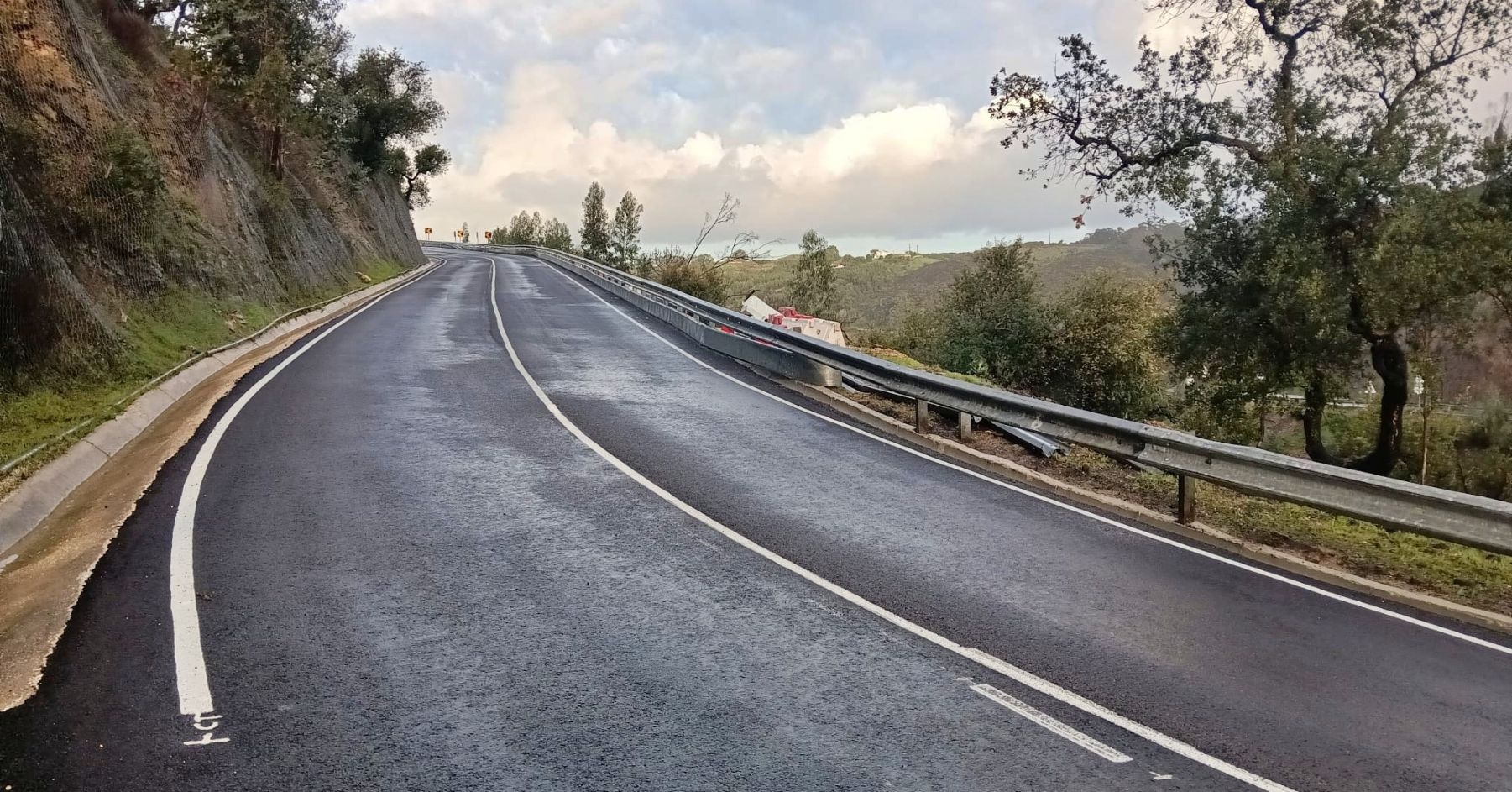 Aviso – Estrada Nacional 120 /Odeceixe) – Restabelecimento do Trânsito