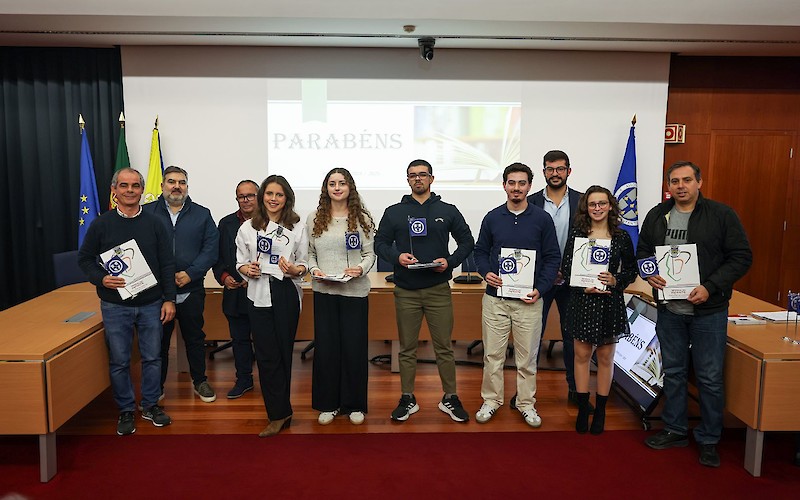 '.$destaque->title.'