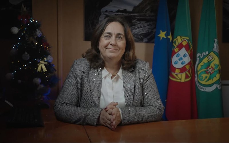 '.$destaque->title.'