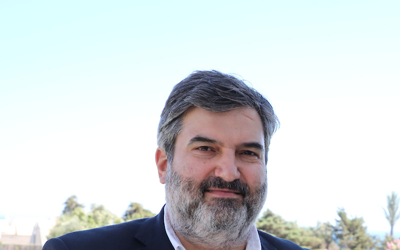 '.$destaque->title.'