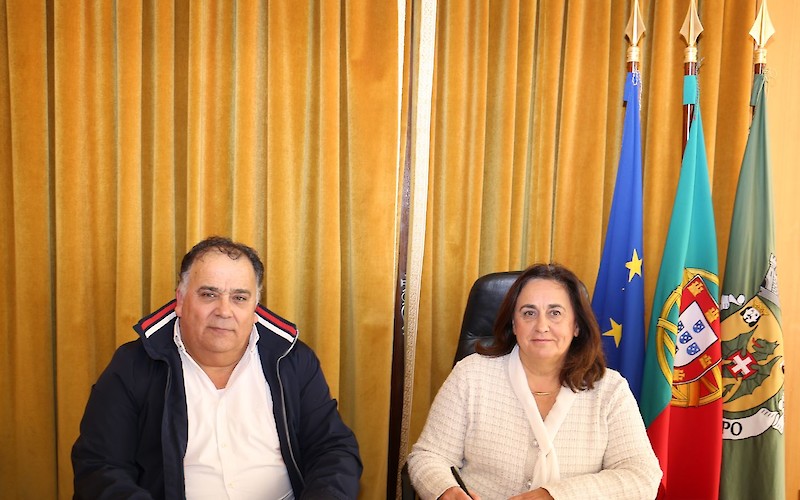 '.$destaque->title.'