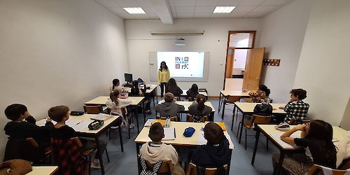 Projeto IN:FORMAT transforma futuro digital de 8.000 estudantes até 2027