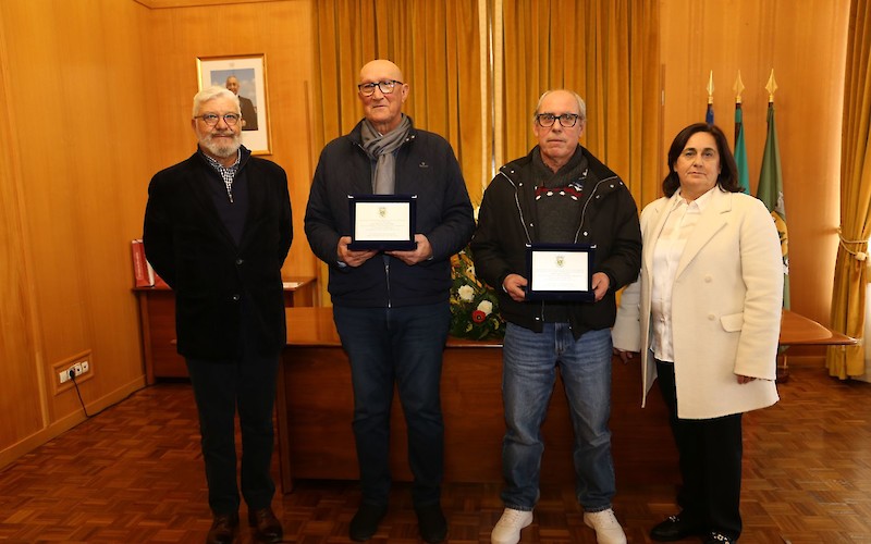 '.$destaque->title.'