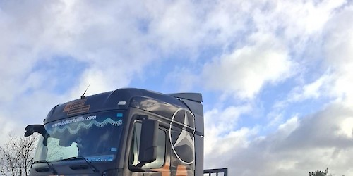 Lagos procedeu à entrega de telhas nas zonas de Pombal e Leiria contribuindo para a reconstrução das habitações afectadas pelas tempestades