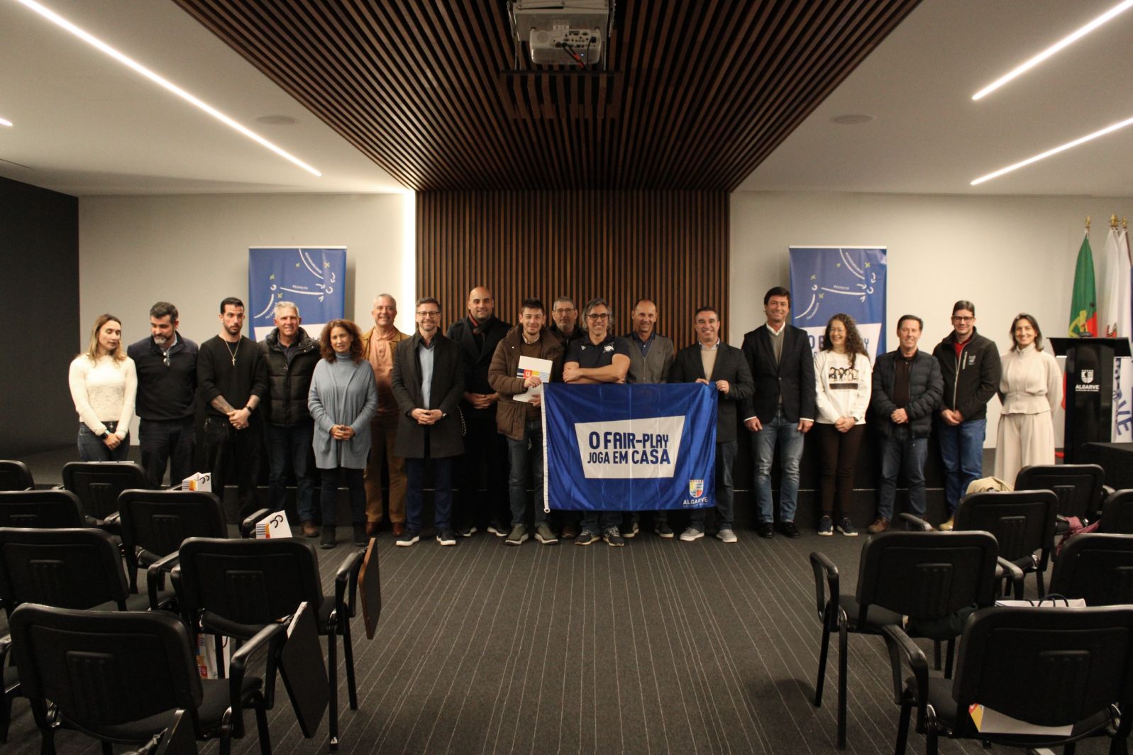 Modalidades do Algarve e Desporto Escolar juntam-se à campanha "O fair-play joga em casa"